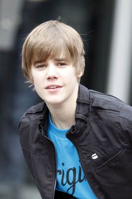 2011 Justin Bieber Wallpapers normal_13.jpg